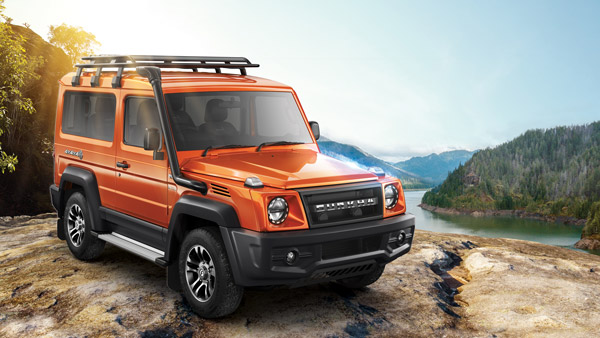 பெரிதும் எதிர்பார்க்கப்பட்ட Force Gurkha விற்பனைக்கு அறிமுகம்... Mahindra Thar காரின் நிலைமை என்ன ஆக போகுதோ!!