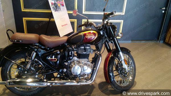 டீலர்ஷிப்களில் புதிய ராயல் என்பீல்டு கிளாசிக் 350 பைக்... நீண்ட நாட்களாக காத்து கிடந்த ரசிகர்கள் உற்சாகம்!