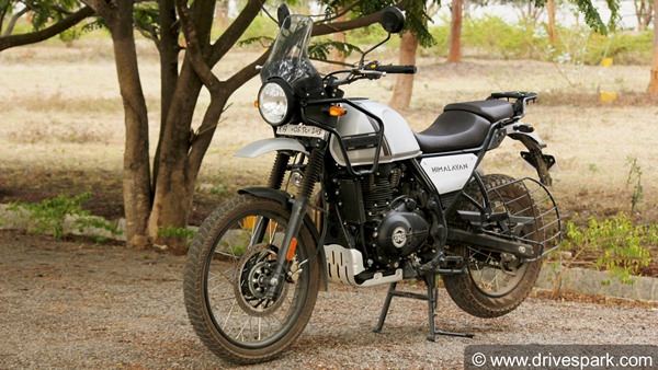 இதை யாருமே கவனிக்கறது இல்ல... இப்போ வர்ற பைக்குகளில் சென்டர் ஸ்டாண்டு இருக்காது... காரணம் என்னனு தெரியுமா?