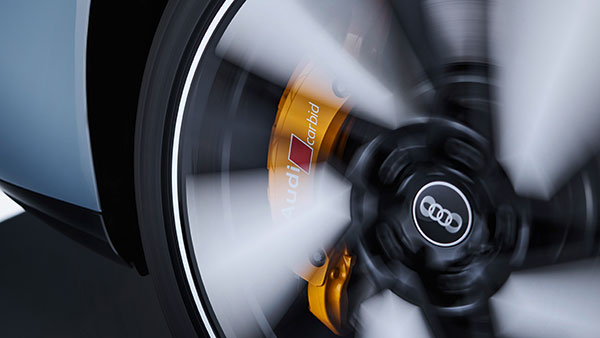 Audi e-tron GT எலெக்ட்ரிக் கார் இந்தியாவில் அறிமுகம்... இந்த காரோட விலையில் ஒரு லக்சூரி வீட்டையே வாங்கிடலாம்!