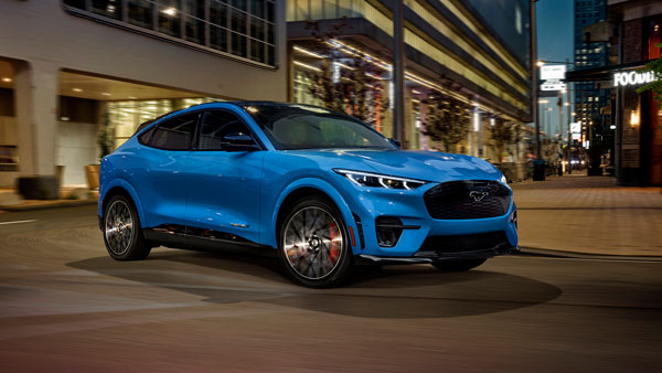 நாட்டை விட்டு வெளியேறிய Ford... சோகம் வேண்டாம் நம்ம ஆளுங்களுக்கு பிடித்த கார் விரைவில் அறிமுகமாகிறது!