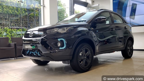 இவ்ளோ தரமானதா இருந்தா யாருதான் வாங்காம இருப்பா... 226 Tata Nexon EV காரை ஆர்டர் செய்த கொல்கத்தா காவல்துறை!