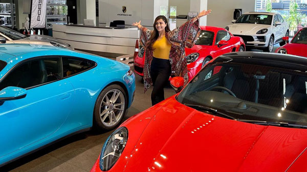 துல்கர் சல்மானுக்கு போட்டியாக மிக மிக விலையுயர்ந்த Porsche காரை வாங்கிய பிரபல நடிகை... விலையை மட்டும் கேட்டுடாதீங்க!