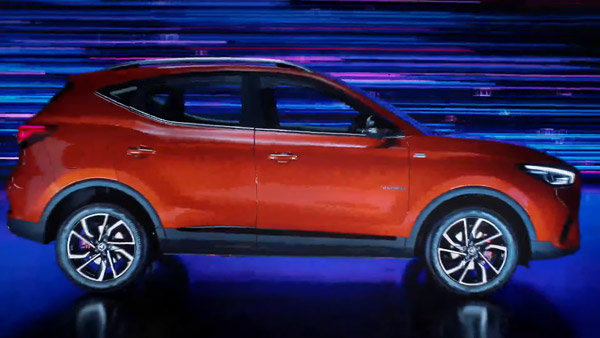 MG Motor Astor எஸ்யூவி இந்தியாவில் வெளியீடு! இதுவரை எந்த ஒரு காரில் இடம் பெறாத அம்சங்களுடன்... காரா இல்ல ரோபாவா!