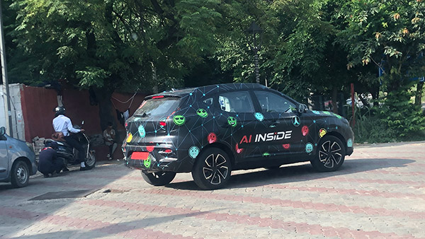 விலை குறைவான ஆஸ்டர் காரில் கூட செல்போன் இணைப்பு வசதி!! வாடிக்கையாளர்களை கவர கொண்டுவரும் எம்ஜி