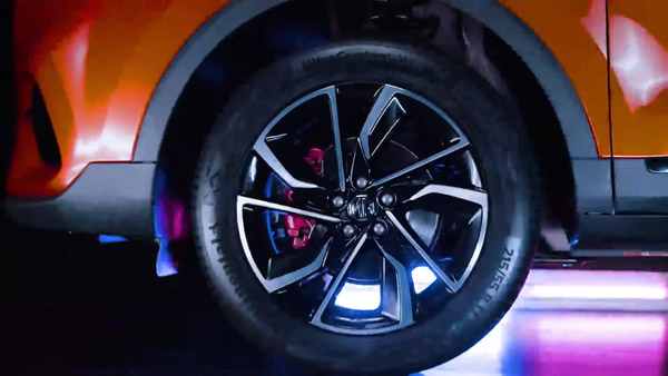 MG Motor Astor எஸ்யூவி இந்தியாவில் வெளியீடு! இதுவரை எந்த ஒரு காரில் இடம் பெறாத அம்சங்களுடன்... காரா இல்ல ரோபாவா!