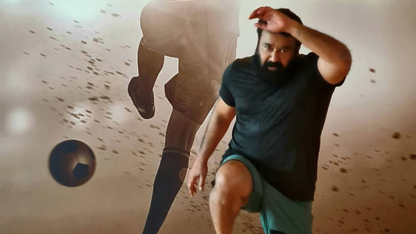 மலையாள நடிகர் மோகன்லாலிடம் இப்படி ஒரு காரா?.. ரசிகர்களை ஆச்சரியத்தில் மூழ்க வைத்த புகைப்படம்!