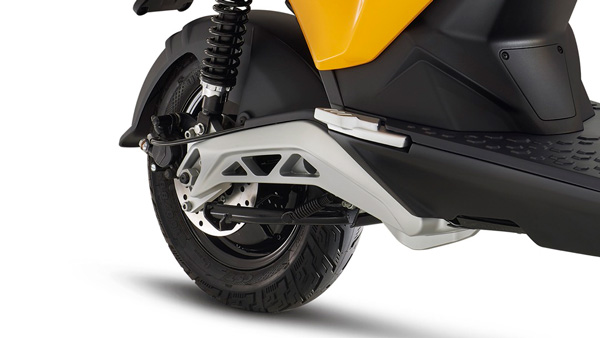மிக விரைவில் உலகளவில் அறிமுகமாகிறது Piaggio One எலெக்ட்ரிக் ஸ்கூட்டர்... ஸ்கூட்டர் பற்றிய முக்கிய விபரங்கள் உள்ளே!