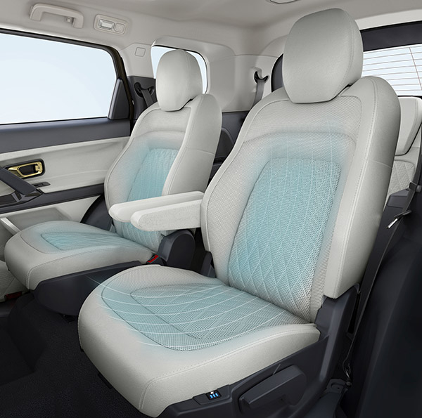 Tata Safari Gold Edition இந்தியாவில் அறிமுகம்... கவர்ச்சியான காருக்கு கூடுதல் கவர்ச்சி சேர்த்த Tata!!