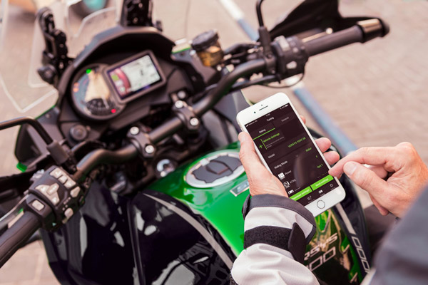 Kawasaki Versys 1000 அறிமுகம்... இதன் விலையில் 5 நட்சத்திர பாதுகாப்பு ரேட்டிங் பெற்ற இரு டாடா பஞ்ச் கார்களையே வாங்கிடலாம்!