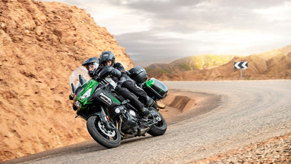 Kawasaki Versys 1000 அறிமுகம்... இதன் விலையில் 5 நட்சத்திர பாதுகாப்பு ரேட்டிங் பெற்ற இரு டாடா பஞ்ச் கார்களையே வாங்கிடலாம்!
