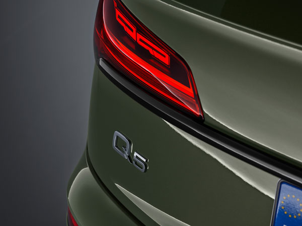 2 லட்ச ரூபாவாம்! Audi Q5 காருக்கு இந்தியாவில் முன் பதிவுகள் தொடக்கம்... உள்நாட்டில் உற்பத்தி செய்யப்பட்டது!