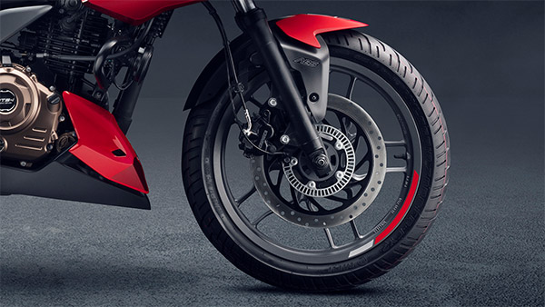 இன்று அறிமுகமான Bajaj Pulsar F250... பைக் பற்றிய இந்த 5 முக்கிய அம்சங்கள் என்ன தெரிஞ்சா உடனே வாங்க ஆசைப்படுவீங்க!