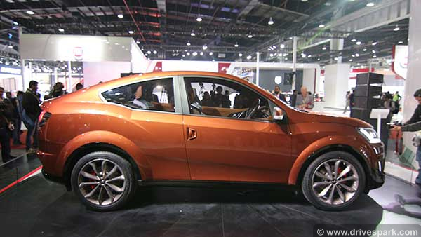 210 எச்பி திறன் கொண்ட டீசல் எஞ்ஜினை பெறும் Mahindra XUV900! ஆஹா இப்பவே எதிர்பார்ப்பு எகிறுதே!