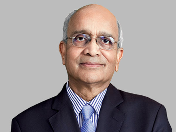 மாருதி எலெக்ட்ரிக் காருக்காக வெயிட் பண்றீங்களா? தயவு செய்து முடிவ மாத்திக்கோங்க... அவங்க வேற பிளான்ல இருக்காங்க!