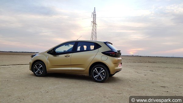 மலிவான ஹேட்ச்பேக் கார்களை காட்டிலும் எஸ்யூவிகளே அதிகளவில் விற்பனை- 2021 செப்டம்பர் மாத கார்கள் விற்பனை நிலவரம்