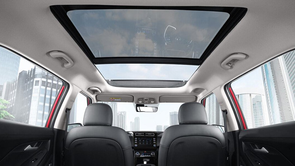 உலகளவில் அறிமுகமானது புதுப்பிக்கப்பட்ட Hyundai Creta! இதுதான் இந்தியாவில் விரைவில் விற்பனைக்கு வர இருக்கு!