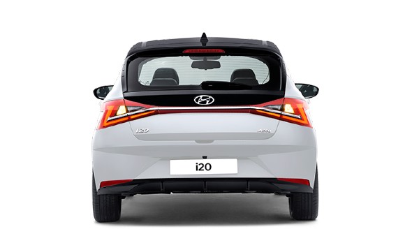 11ஆக இருந்த எண்ணிக்கையை வெறும் ஐந்தாக குறைத்த Hyundai... அதிகம் விற்பனையாகும் கார் மாடலில் அதிரடி மாற்றம்!