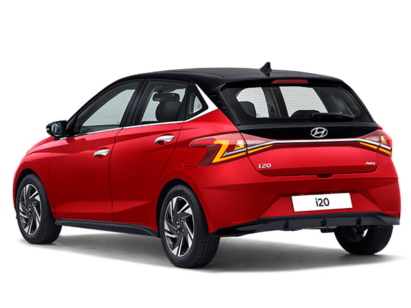 11ஆக இருந்த எண்ணிக்கையை வெறும் ஐந்தாக குறைத்த Hyundai... அதிகம் விற்பனையாகும் கார் மாடலில் அதிரடி மாற்றம்!