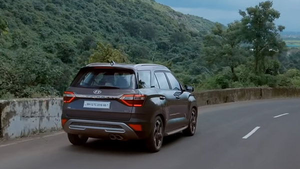முதல் மாசத்திலேயே தரமான சம்பவம்... Safari, Alcazar, Hector என எல்லாத்தையுமே XUV700 ஓரம் கட்டியிருக்கு!