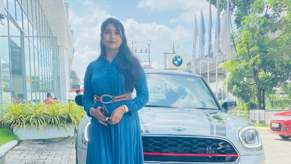 ஆளே மாறிட்டாங்க! மிக அதிக விலை காரை வாங்கி மறந்துகிடந்த ரசிகர்களின் ஞாபகத்தில் மீண்டும் இடம் பிடித்த நடிகை!