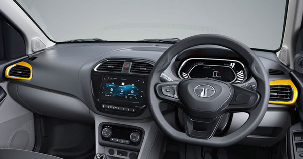 Maruti Celerio vs Tata Tiago: இரண்டில் எது பெஸ்ட்? இதோ உங்களுக்காக பிரத்யேக ஒப்பீட்டு தகவல்!