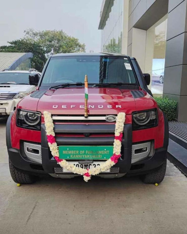 கன்னியாகுமரி எம்பி விஜய் வசந்த் வாங்கிய புத்தம் புதிய கார்... இதோட விலை எவ்வளவு தெரிஞ்சா மயக்கமே போட்ருவீங்க!
