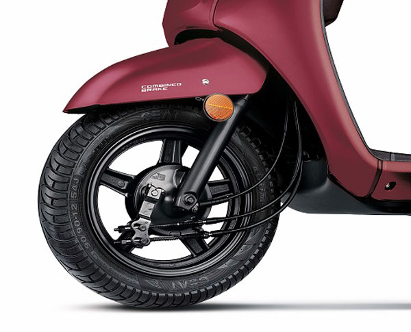 மத்த ஸ்கூட்டர்களுக்கு செம்ம டஃப் கொடுக்க போகுது... Suzuki Avenis இந்த விஷயங்கள் தெரிஞ்சா நீங்களும் வாங்க ஆசைப்படுவீங்க!