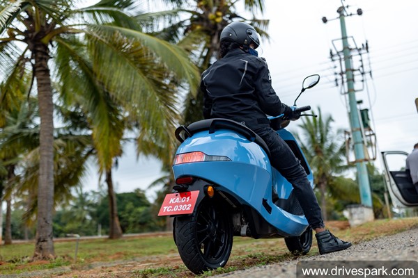 வாடிக்கையாளர்களின் எதிர்பார்ப்புகளை பூர்த்தி செய்கிறதா ஓலா எஸ்1 ப்ரோ எலெக்ட்ரிக் ஸ்கூட்டர்? ரிவியூ!