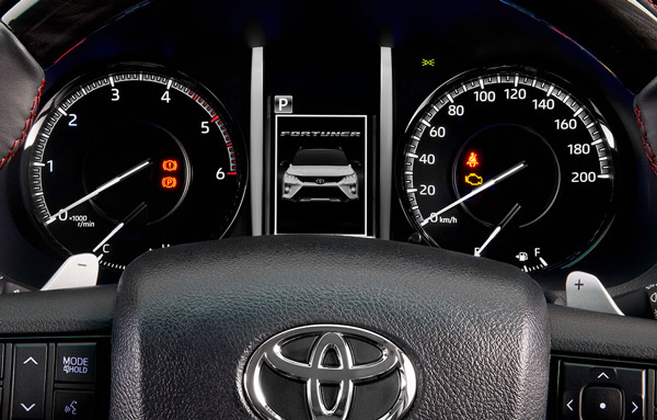 ஸ்டைலிஷான தோற்றத்தில் டொயோட்டா ஃபார்ச்சூனர் லெஜெண்டர் 4x4!! புதிய டிவிசி வீடியோ வெளியீடு!