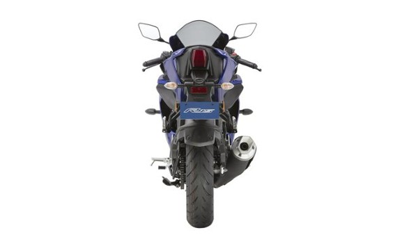 விலை குறைவான தேர்வாக Yamaha R15S V3 இந்தியாவில் அறிமுகம்... ஸ்டைலும், திறன் வெளிப்பாடும் வேற லெவல்!இதோ முழு விபரம்!
