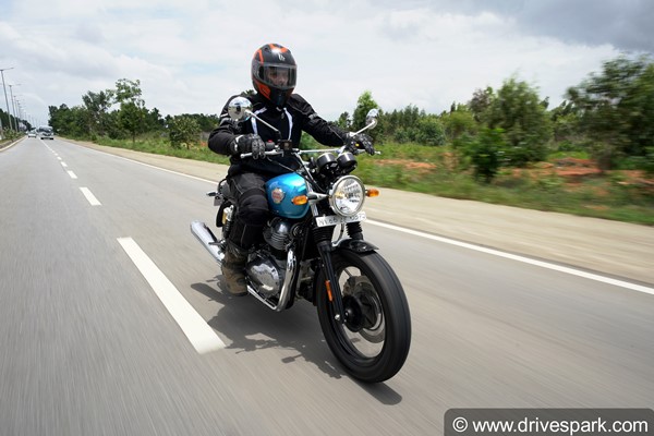 பிஎஸ்ஏ கோல்டுஸ்டார் 650 vs ராயல்என்பீல்டு 650 பைக்குகள்!! எது அதிக வாடிக்கையாளர்களை கவரும்? ஆற்றல்மிக்கது எது?