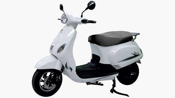 12 எலெக்ட்ரிக் டூ-வீலர்கள்... 8 இ-ஆட்டோக்கள்... பெரும் திட்டத்துடன் நாட்டில் களமிறங்கும் இந்திய நிறுவனம்!