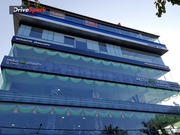 AutoEVMart திறப்பு... தேடி அலைய வேண்டாம்! பன்முக பிராண்டுகளின் இ-வாகனங்கள் இந்த ஒற்றை இடத்திலேயே கிடைக்கும்!