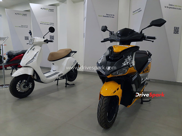 AutoEVMart திறப்பு... தேடி அலைய வேண்டாம்! பன்முக பிராண்டுகளின் இ-வாகனங்கள் இந்த ஒற்றை இடத்திலேயே கிடைக்கும்!