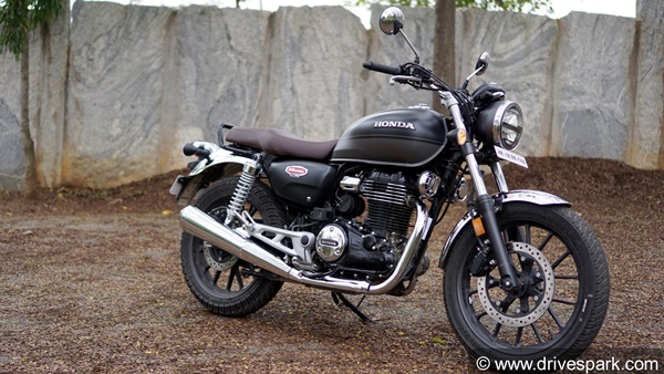 H’ness CB350 மாடலில் புதிய சிறப்பு பதிப்பு! நாளை அறிமுகம் செய்கிறது Honda... Royal Enfield-க்கு கூடுதல் நெருக்கடி!
