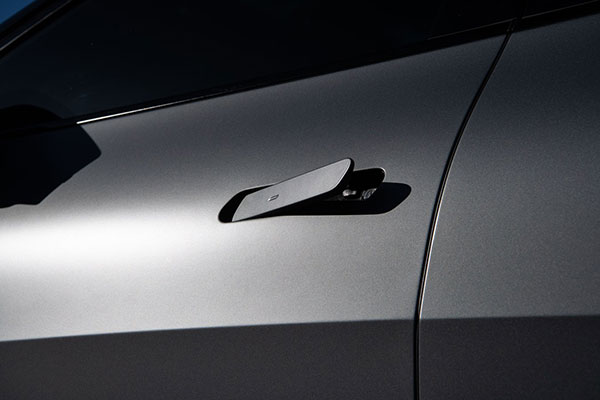அட இவ்ளோ சூப்பரான காராங்க இது... Tesla Model S இ-காரை பின்னுக்கு தள்ளி கின்னஸ் சாதனை படைத்த Kia EV6!
