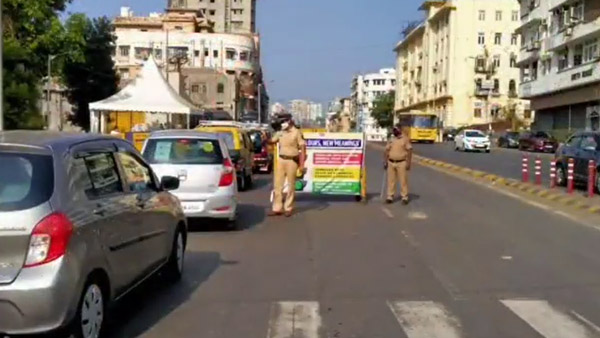 காரணமின்றி வாகனங்களை நிறுத்தக்கூடாது!! டிராஃபிக் போலீஸாருக்கு போடப்பட்ட கடிவாளம் - அட சென்னையில் இல்லைங்க!