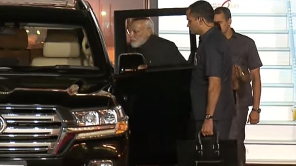 காசி விஸ்வநாதர் ஆலய திறப்பு விழாவிற்கு பிரதமர் மோடி பயன்படுத்திய கார் எது தெரியுமா?