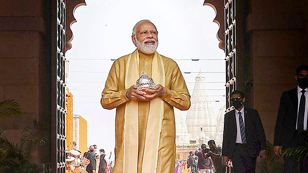காசி விஸ்வநாதர் ஆலய திறப்பு விழாவிற்கு பிரதமர் மோடி பயன்படுத்திய கார் எது தெரியுமா?