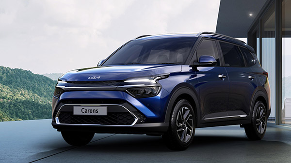 Kia Carens காருக்கு முன்பதிவு தொடக்கம்... இவ்ளோ கட்டினால் போதுமா? பொங்கல் பண்டிகை மகிழ்ச்சி இரட்டிப்பானது!