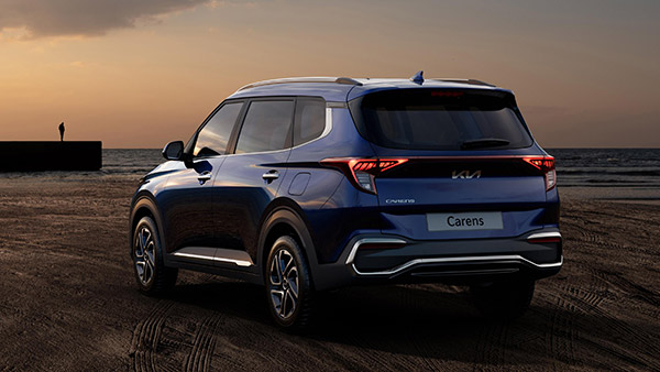 Kia Carens காருக்கு முன்பதிவு தொடக்கம்... இவ்ளோ கட்டினால் போதுமா? பொங்கல் பண்டிகை மகிழ்ச்சி இரட்டிப்பானது!