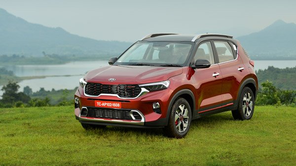 ஒரே ஆண்டில் 1.25 லட்ச ஹூண்டாய் க்ரெட்டா கார்கள் விற்பனை!! முதல் 3 இடங்களுக்குள் டாடா நெக்ஸான்!