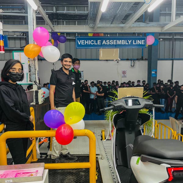 கெத்து காட்டும் ஓசூர் தொழிற்சாலை... தரமான சம்பவத்தை செய்த ஏத்தர் எனர்ஜி நிறுவனம்... என்னனு தெரியுமா?