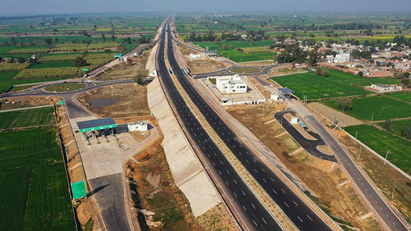 இந்தியாவில் வெறும் 2 % தான் தேசிய நெடுஞ்சாலை , ஆனால் டோல்கேட் வசூலில் இது தான் நம்பர் 1