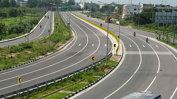 இந்தியாவில் வெறும் 2 % தான் தேசிய நெடுஞ்சாலை , ஆனால் டோல்கேட் வசூலில் இது தான் நம்பர் 1
