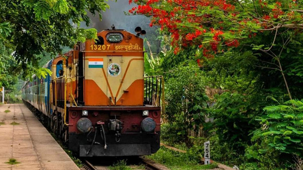 டீசல், எலெக்ட்ரிக், பயணிகள், சரக்கு என ரயில் இன்ஜின்களின் வகைகளை எப்படிக் கண்டுபிடிப்பது? இவ்வளவு சுலபமா ஒரு வழி இருக்குதா?