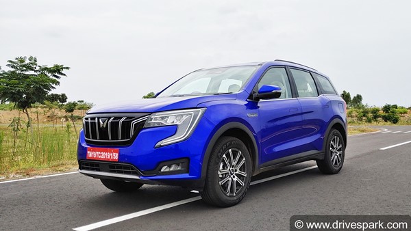இந்தியாவில் இந்த கார்களை வாங்க வேண்டுமென்றால் ஒற்றை காலில் தவம் கிடக்கணும்... அவ்ளோ டிமாண்ட் இருக்கு! 2 இந்தியாவில் இந்த கார்களை வாங்க வேண்டுமென்றால் ஒற்றை காலில் தவம் கிடக்கணும்... அவ்ளோ டிமாண்ட் இருக்கு!