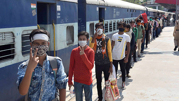 ரயில் டிக்கெட்டில் உள்ள PNR எண் ணிற்குப் பின்னால் இவ்வளவு ரகசியங்கள் மறைந் திருக்கிறதா ? கேட்கவே ஆச்சரியமா இருக்கே !