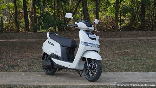 சிறப்பம்சங்கள் நிரம்பி வழியும் எலெக்ட்ரிக் ஸ்கூட்டர்களின் பட்டியல்!.. பிடிக்காததுனு எதுமே இருக்காது! சிறப்பம்சங்கள் நிரம்பி வழியும் எலெக்ட்ரிக் ஸ்கூட்டர்களின் பட்டியல்!.. பிடிக்காததுனு எதுமே இருக்காது!
